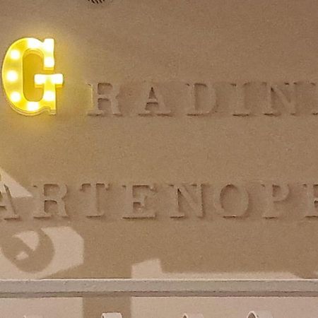 Gradini Partenopei Napoli Esterno foto