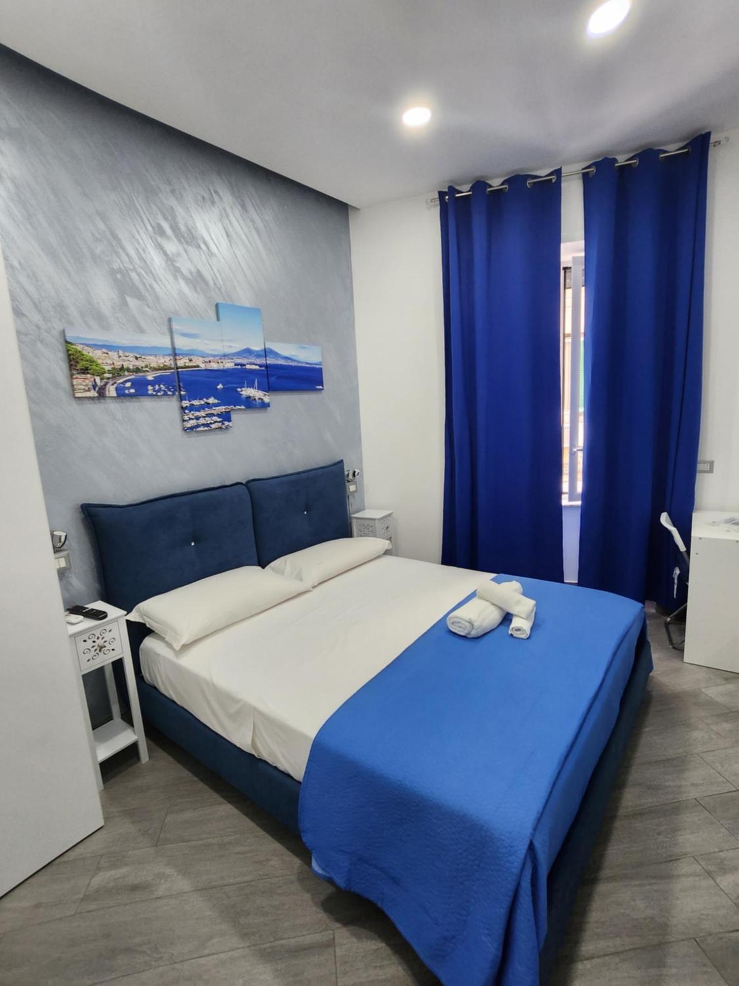 Gradini Partenopei Napoli Esterno foto