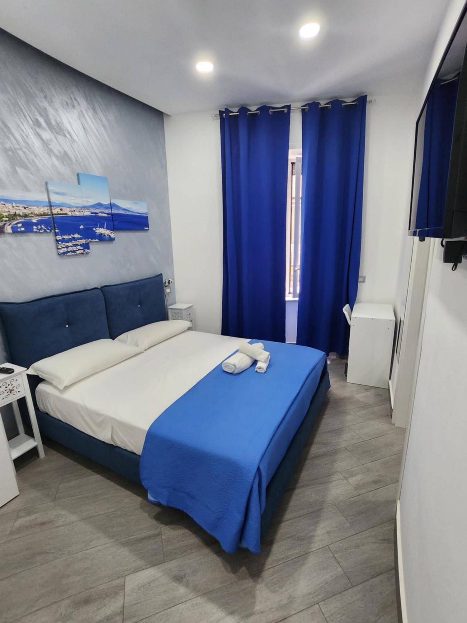 Gradini Partenopei Napoli Esterno foto